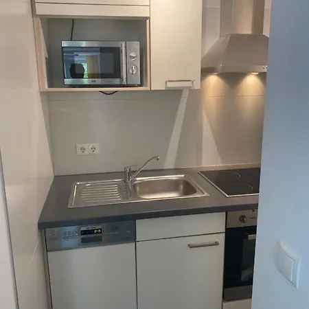 Alojamento de Acomodação e Pequeno-almoço Kroeger 3*