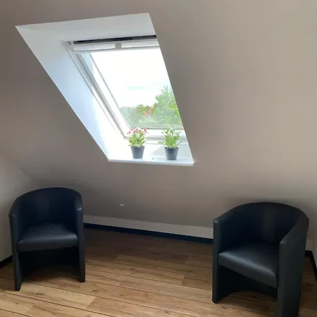 Kroeger Alojamento de Acomodação e Pequeno-almoço 3*